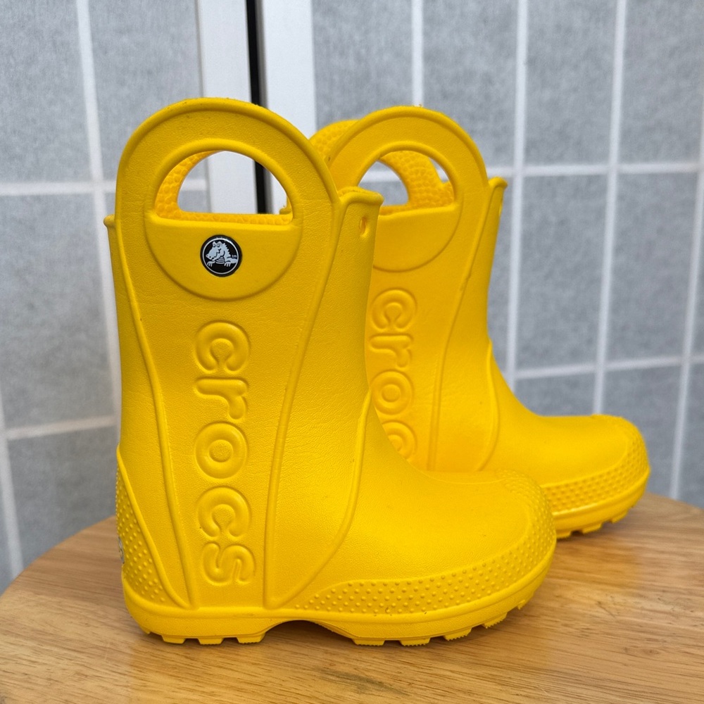 CROCS Kids Yellow Handle Rain Boots